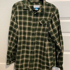 Columbia button down green plaid flannel - excellent condition
